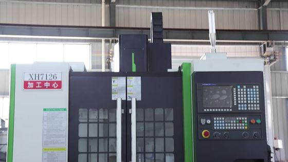 Preço vertical pequeno do centro fazendo à máquina do cnc de 3 linhas centrais VMC640 em China