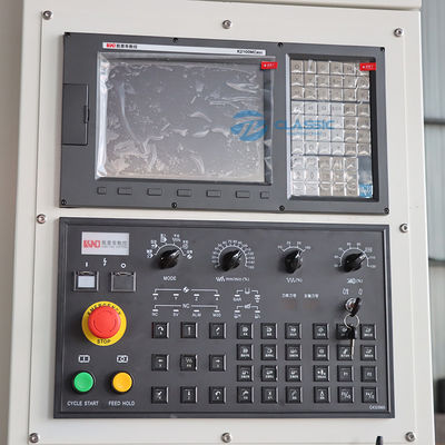 Máquina de trituração vertical do metal do cnc do centro fazendo à máquina VMC640 do tipo de Taiwan mini