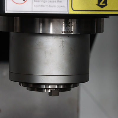 centro fazendo à máquina de trituração do CNC da linha central da máquina-ferramenta VMC1370 3 do passatempo